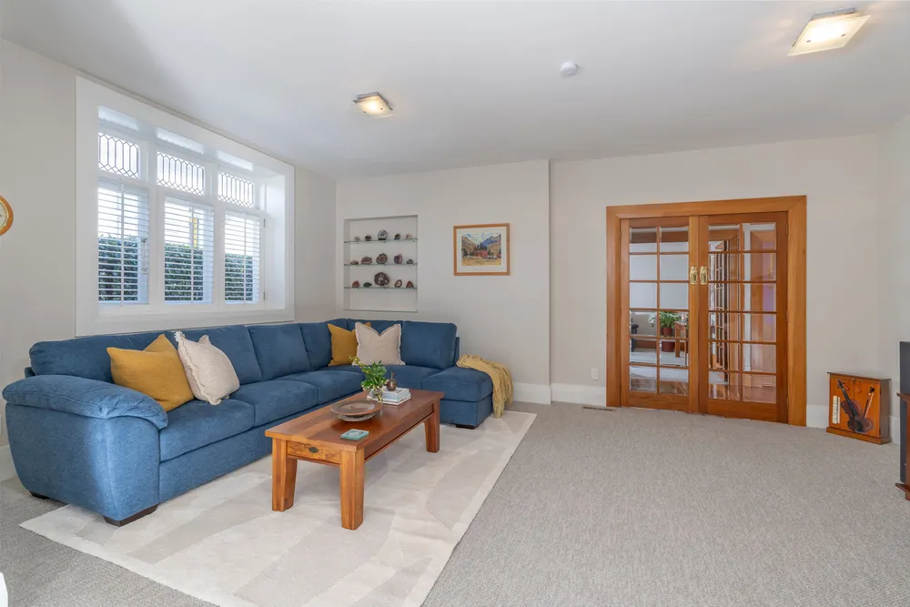 Photos of 63 Marsden Avenue
