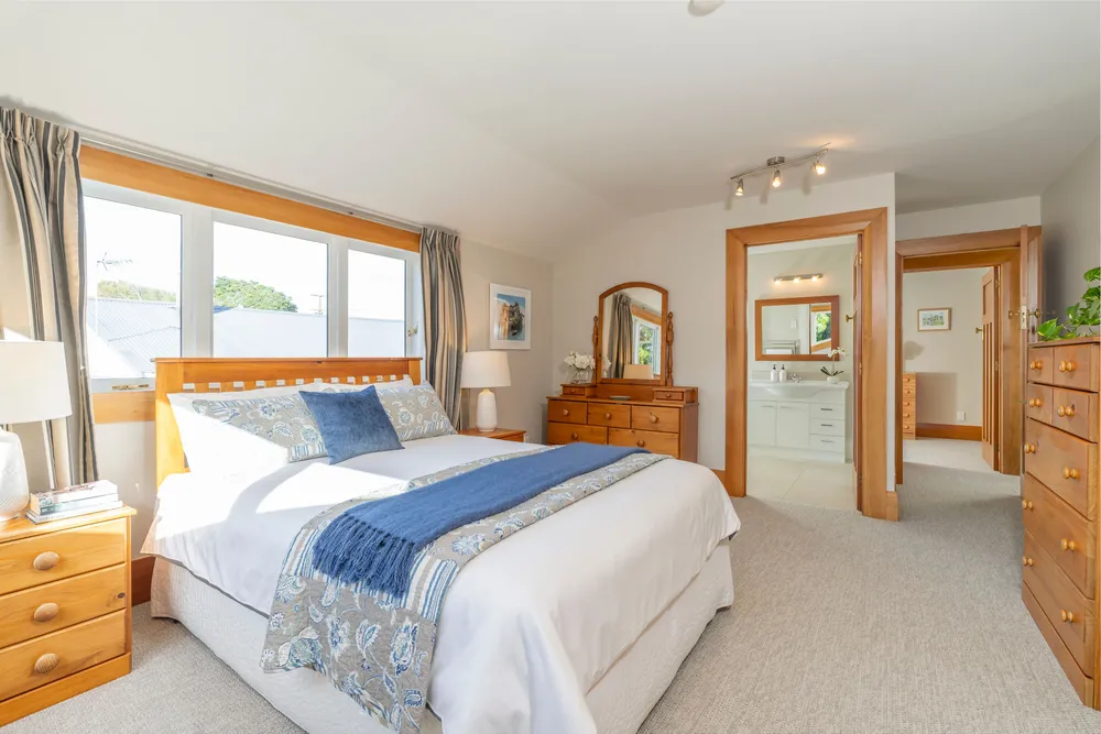 Photos of 63 Marsden Avenue