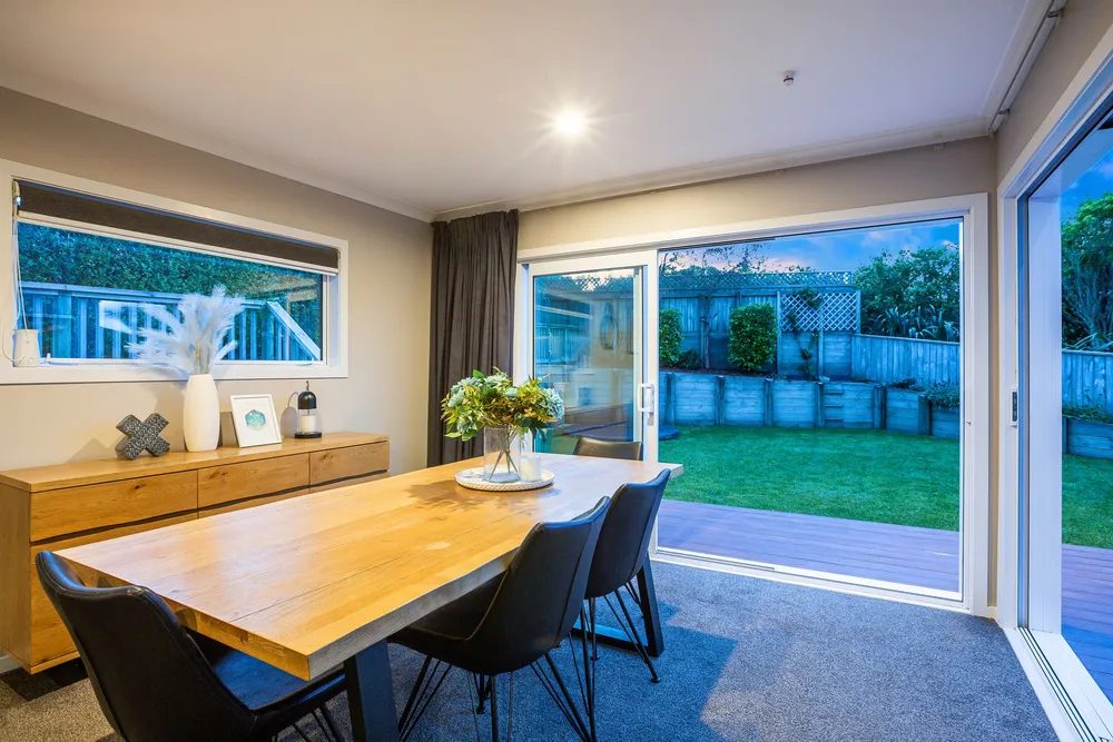 Photos of 51 Nelson Avenue