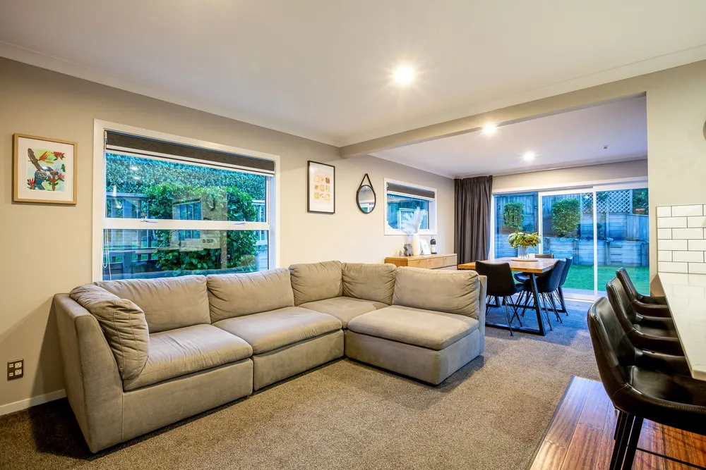 Photos of 51 Nelson Avenue