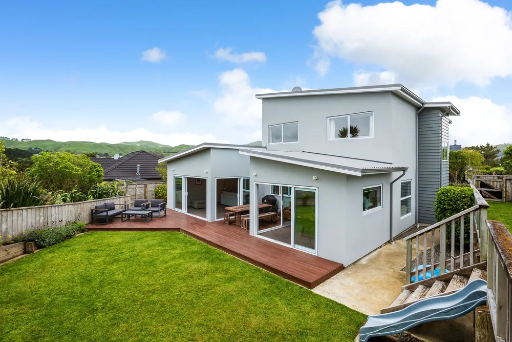 Photos of 51 Nelson Avenue