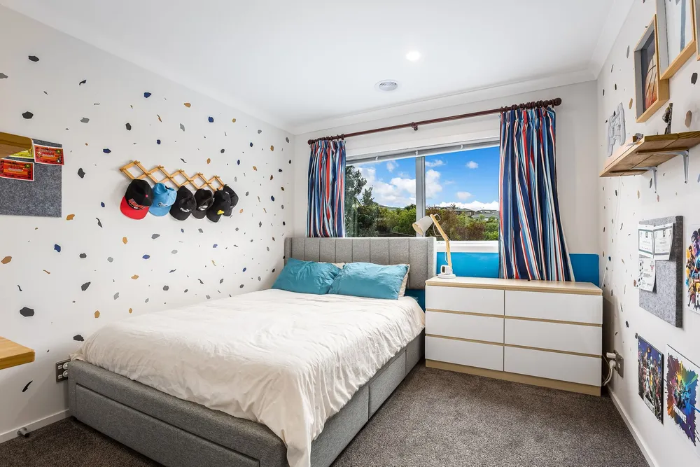 Photos of 51 Nelson Avenue
