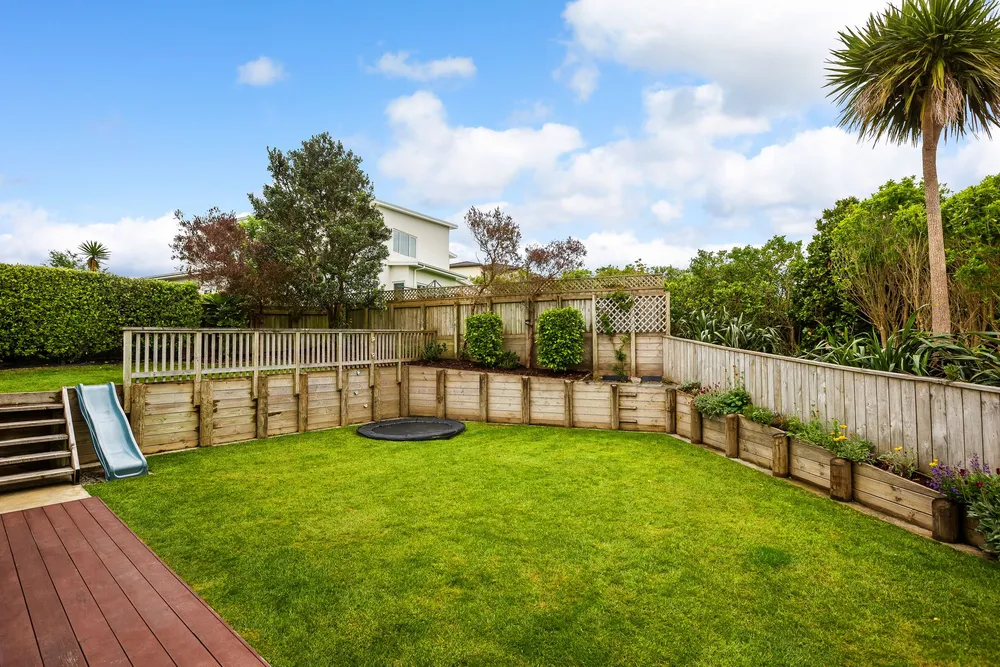 Photos of 51 Nelson Avenue