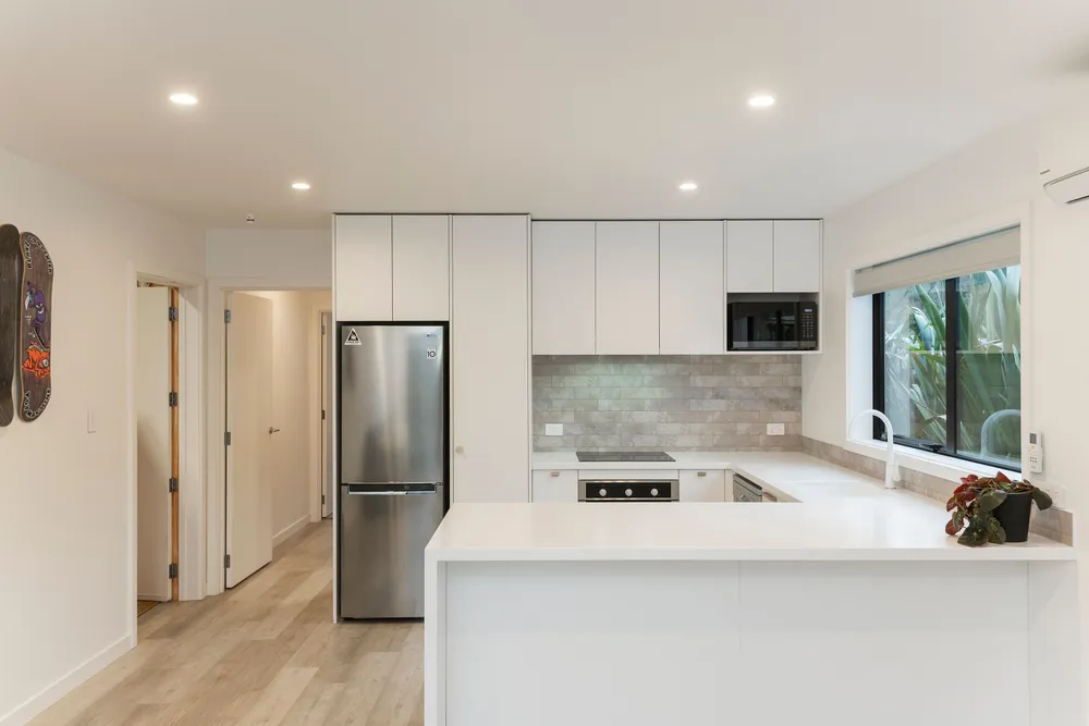 Photos of 671 Riverside Road