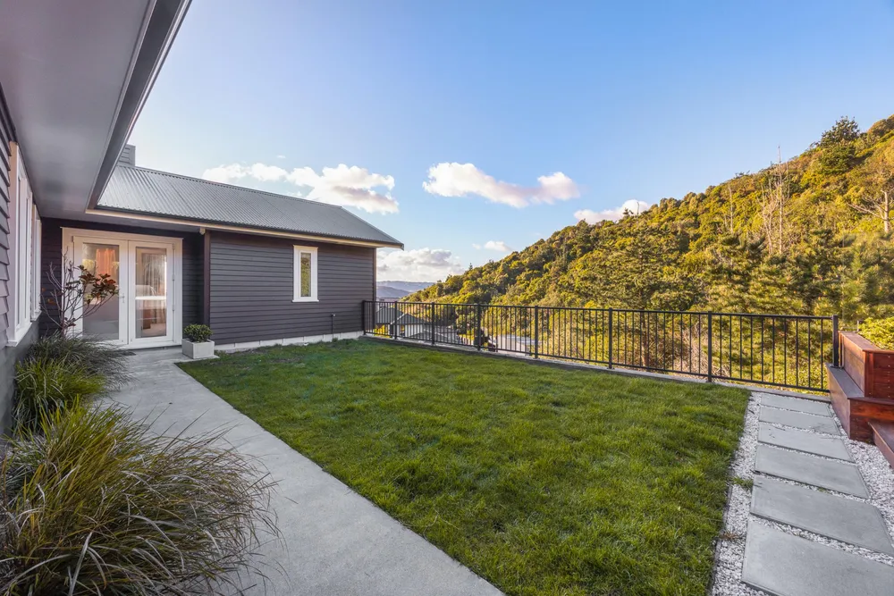 Photos of 7 Kaiteriteri Close