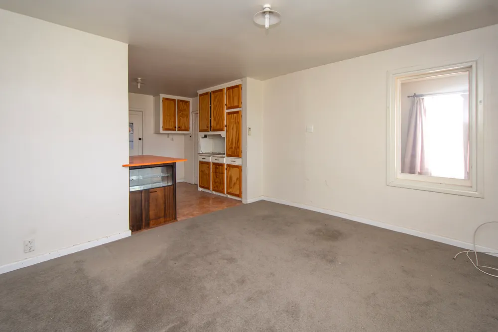 Photos of 376 Linwood Avenue
