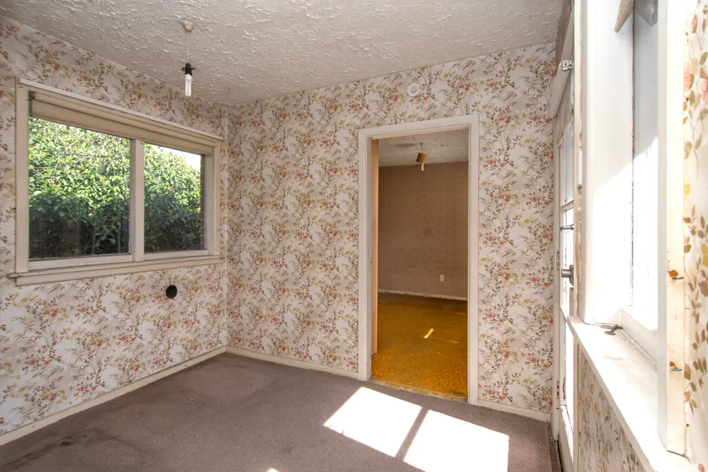 Photos of 376 Linwood Avenue