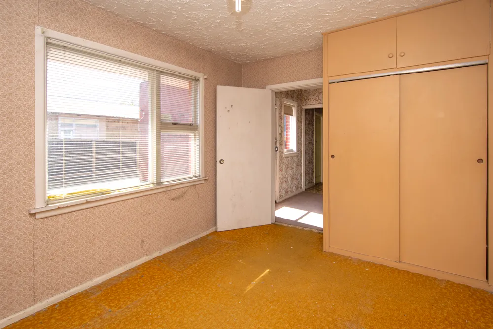 Photos of 376 Linwood Avenue