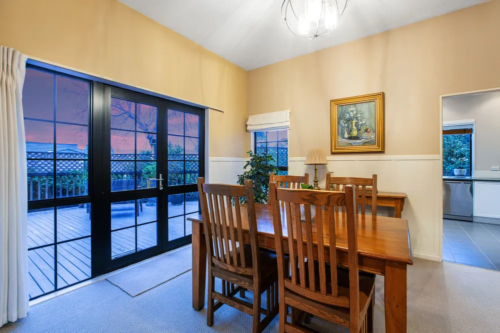Photos of 6 Samwell Drive