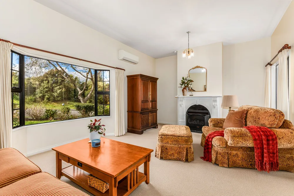 Photos of 6 Samwell Drive