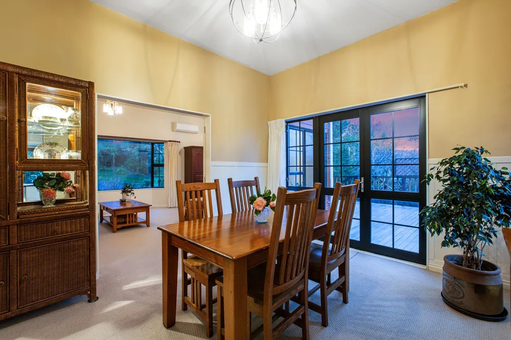 Photos of 6 Samwell Drive