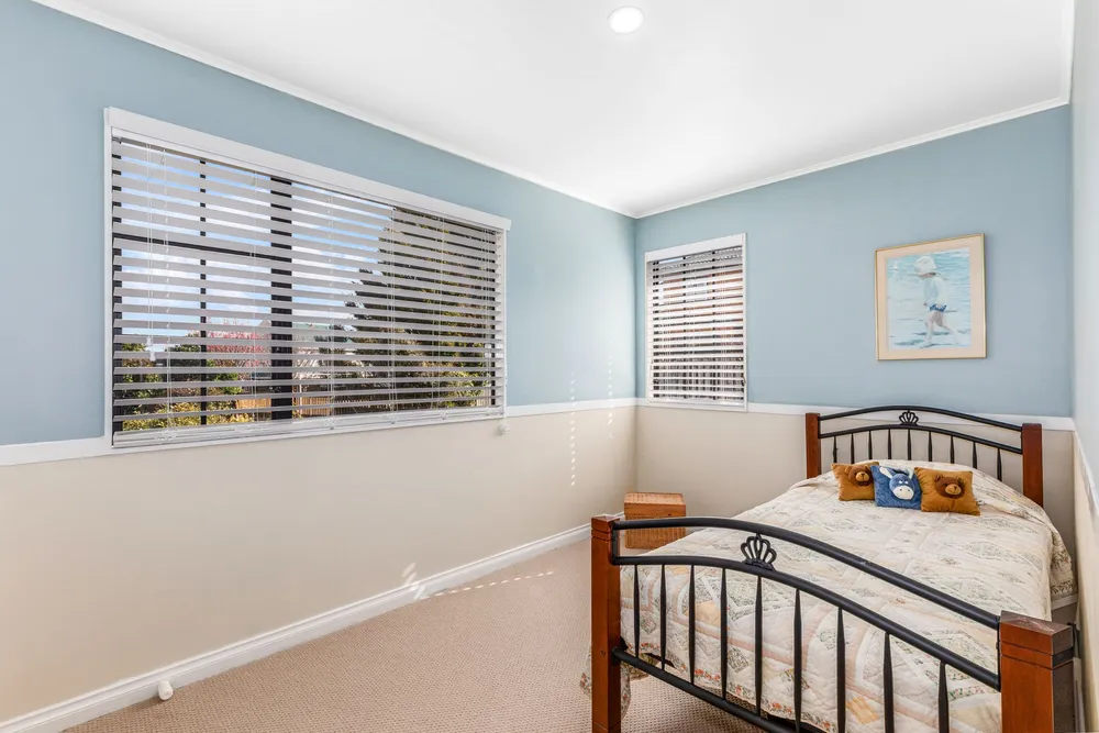 Photos of 6 Samwell Drive