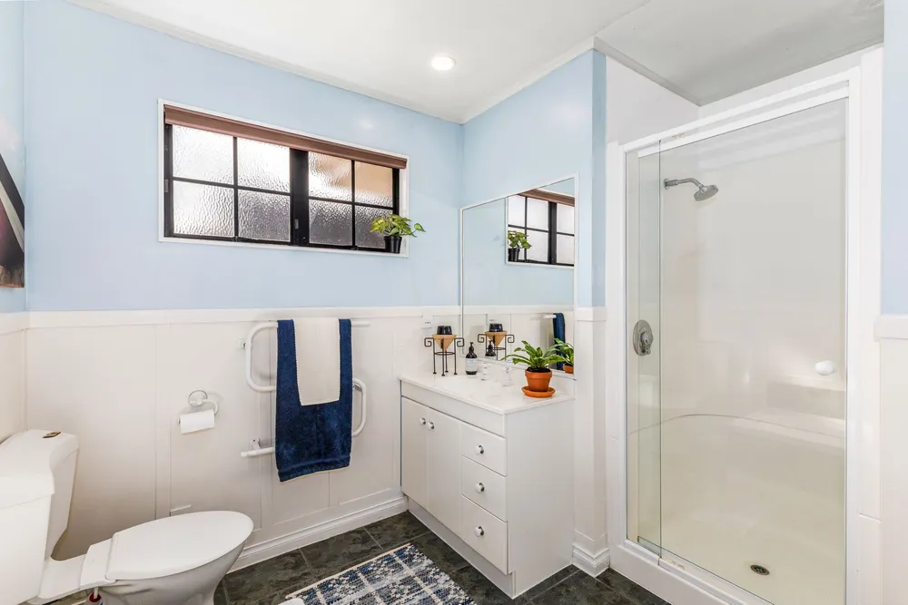Photos of 6 Samwell Drive