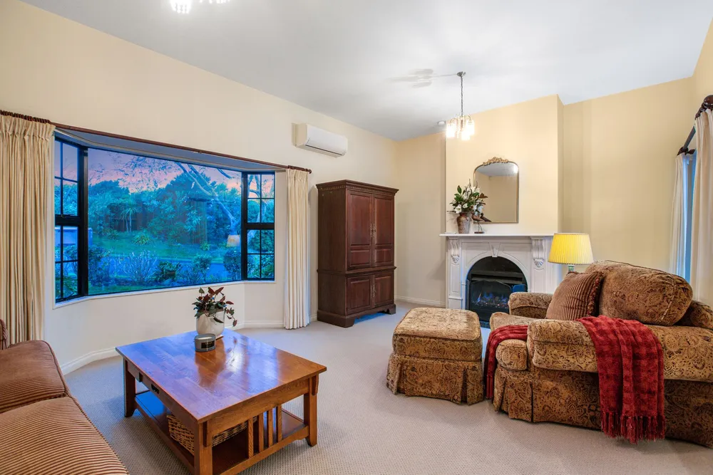 Photos of 6 Samwell Drive