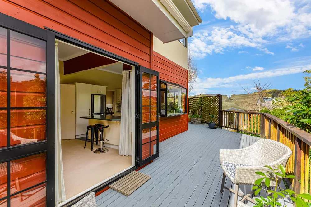 Photos of 6 Samwell Drive