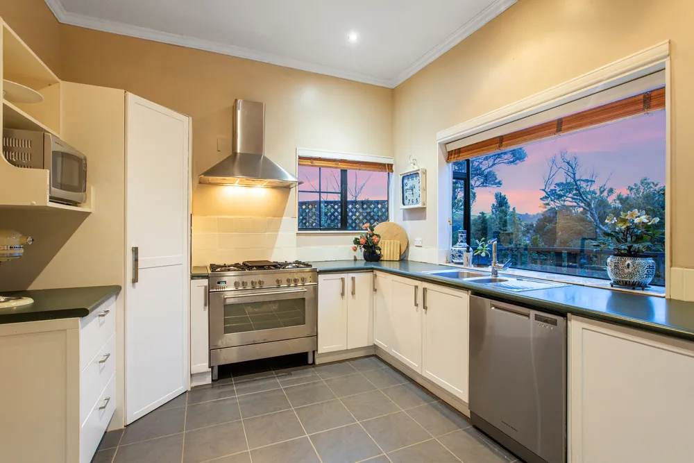 Photos of 6 Samwell Drive