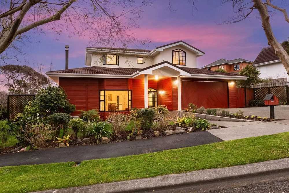 Photos of 6 Samwell Drive