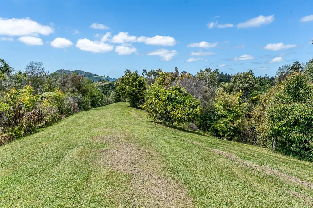 Photos of 92 Maruata Road
