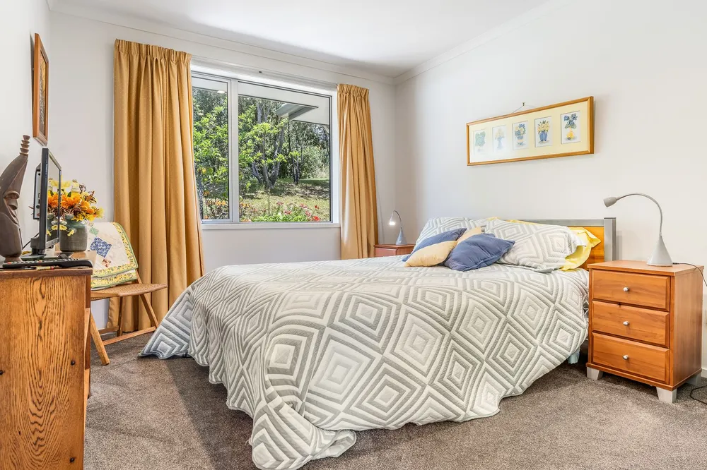 Photos of 92 Maruata Road