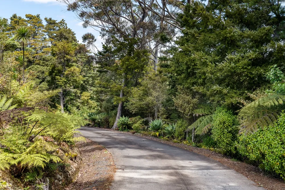 Photos of 92 Maruata Road