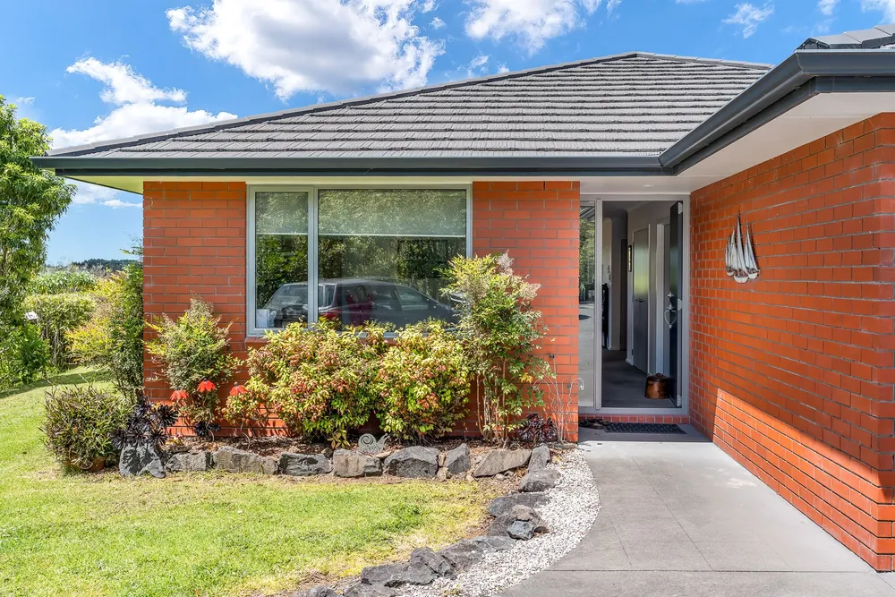 Photos of 92 Maruata Road