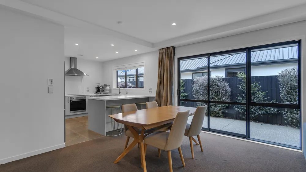 Photos of 36 Robert Duncan Road