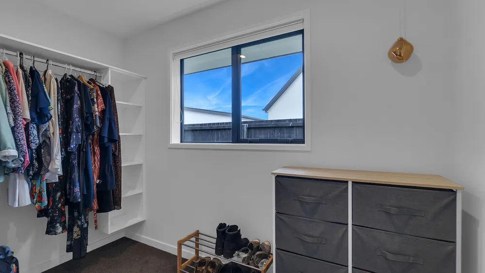 Photos of 36 Robert Duncan Road