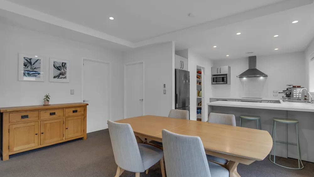 Photos of 36 Robert Duncan Road