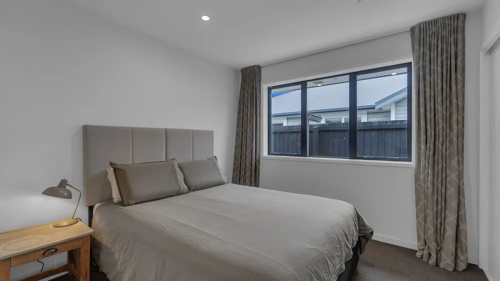 Photos of 36 Robert Duncan Road