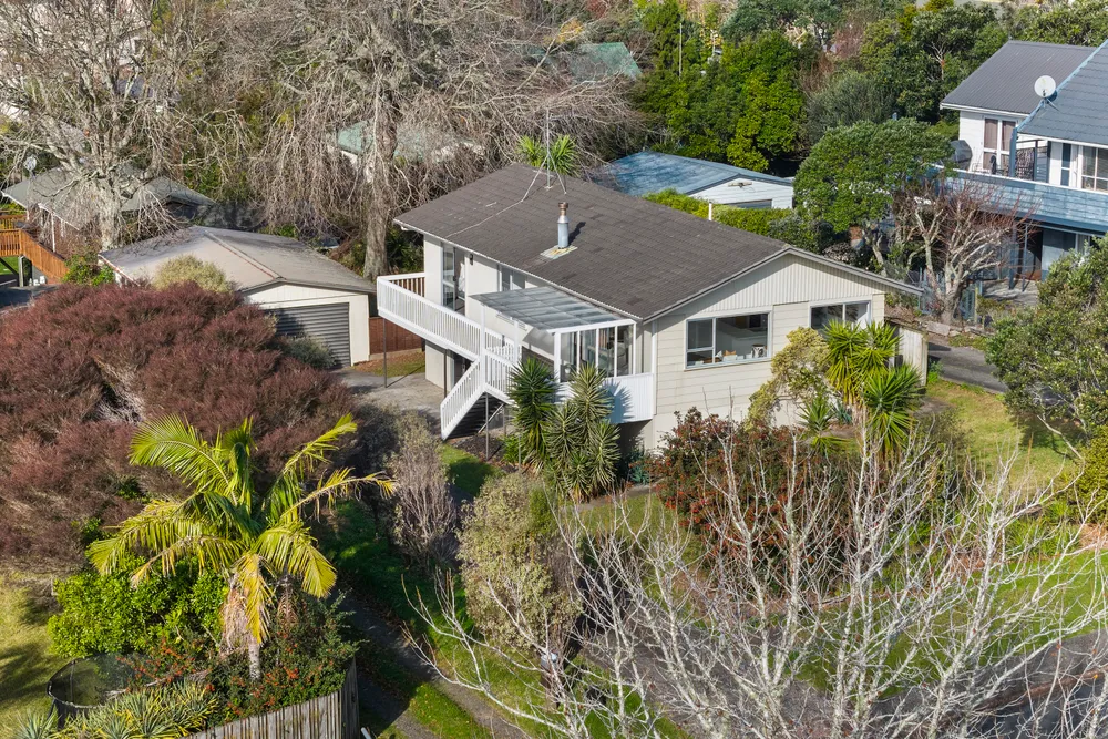 Photos of 25 Dobell Road