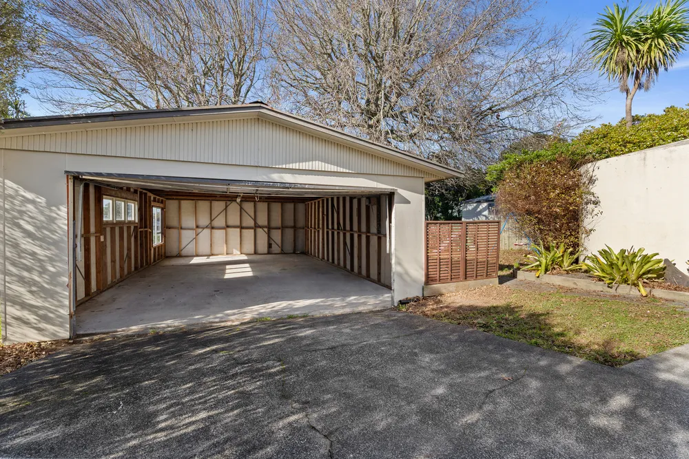 Photos of 25 Dobell Road