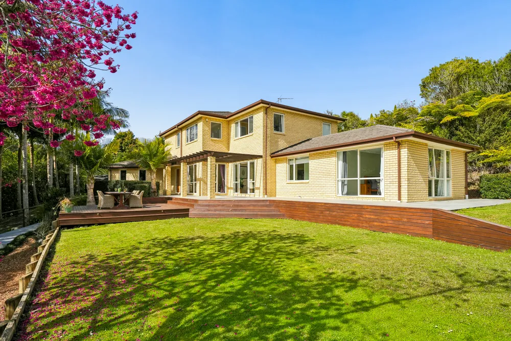 Photos of 12 Oakford Park Crescent