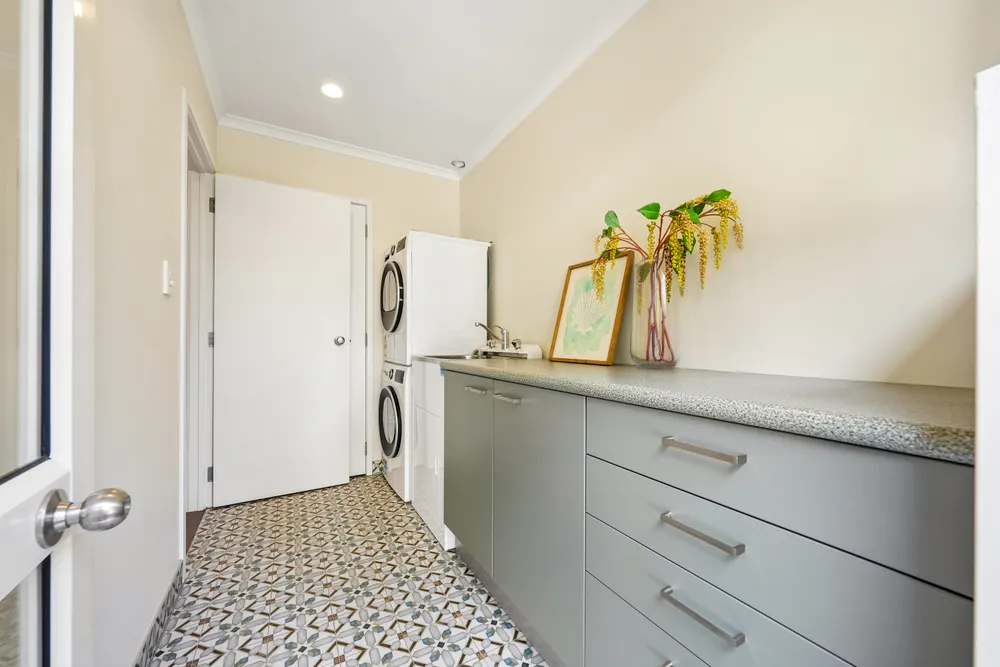 Photos of 12 Oakford Park Crescent