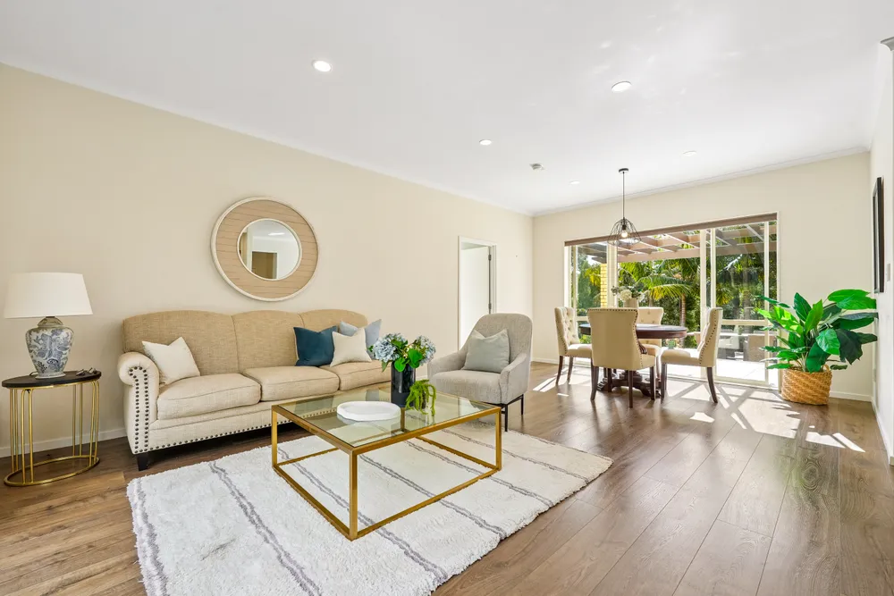 Photos of 12 Oakford Park Crescent