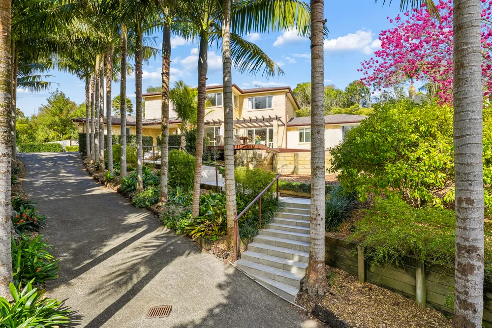 Photos of 12 Oakford Park Crescent
