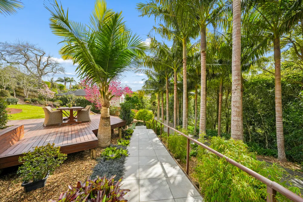 Photos of 12 Oakford Park Crescent