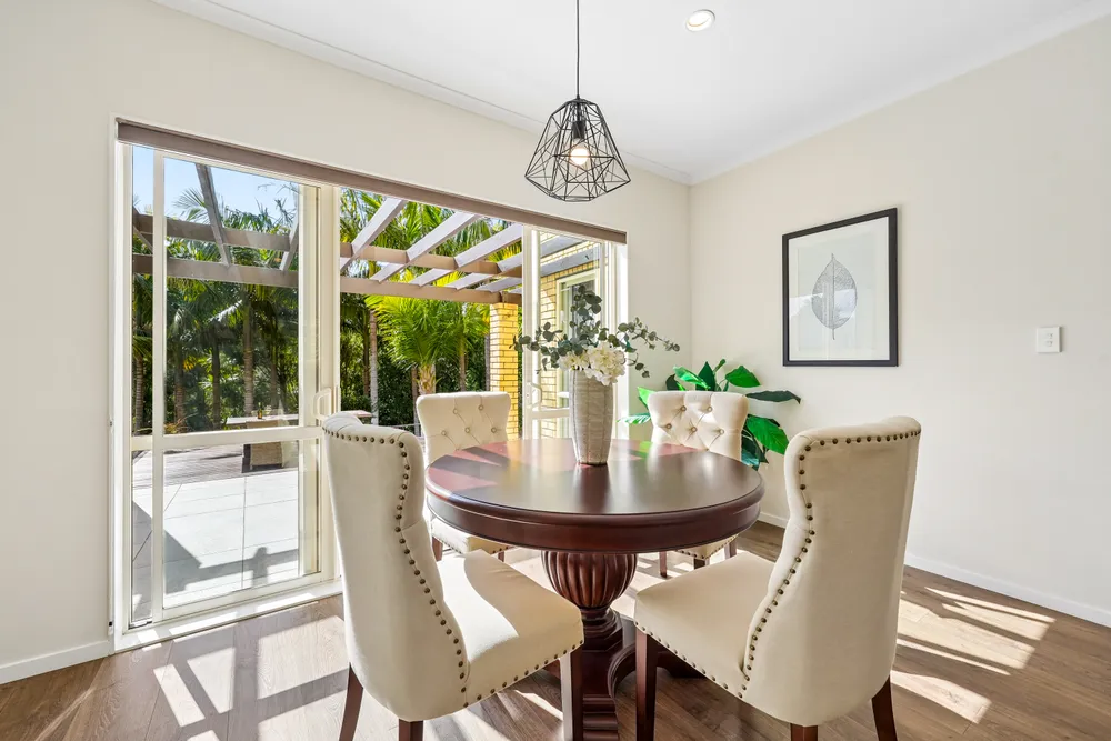 Photos of 12 Oakford Park Crescent