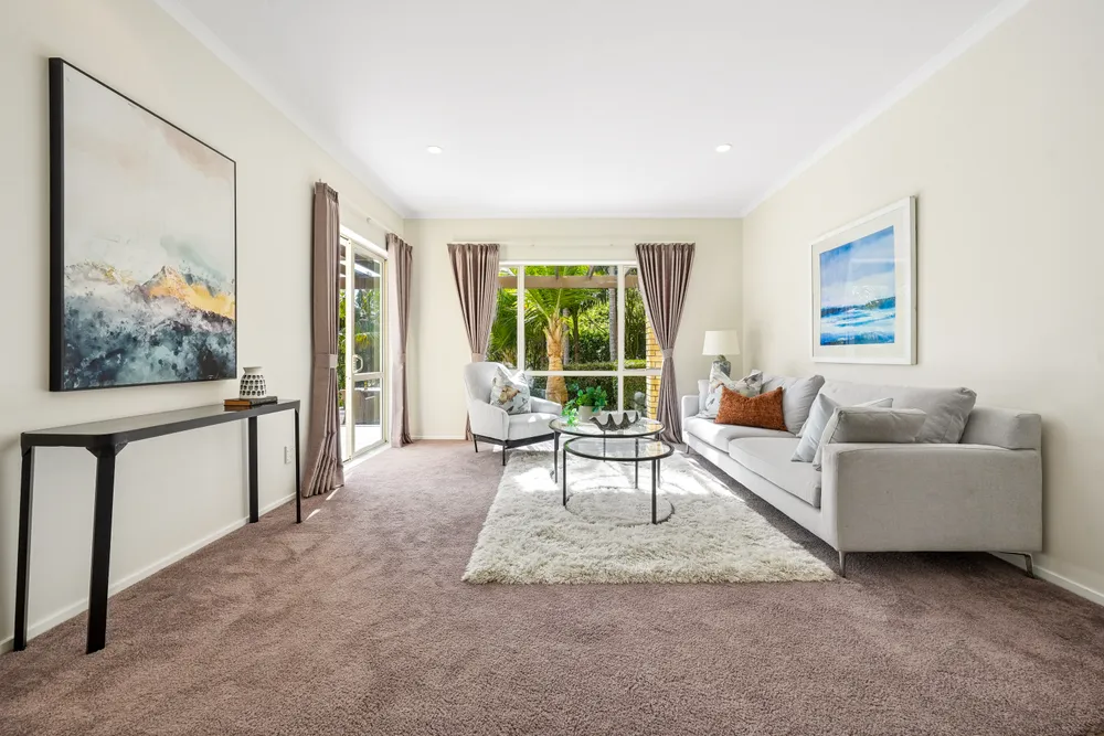 Photos of 12 Oakford Park Crescent