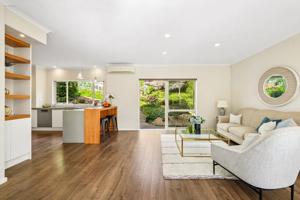 Photos of 12 Oakford Park Crescent