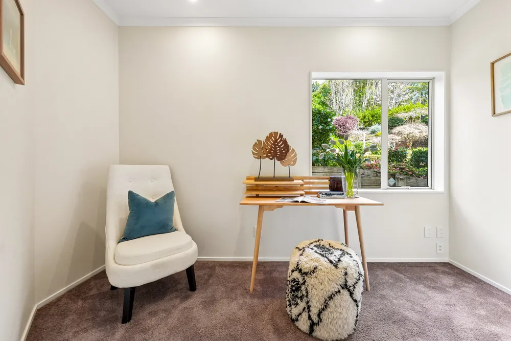 Photos of 12 Oakford Park Crescent
