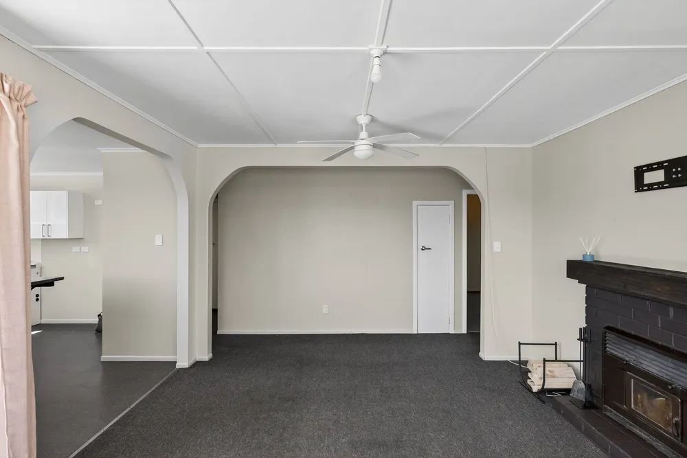 Photos of 11 Matthews Road