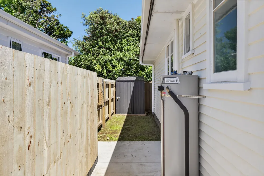 Photos of 11 Matthews Road