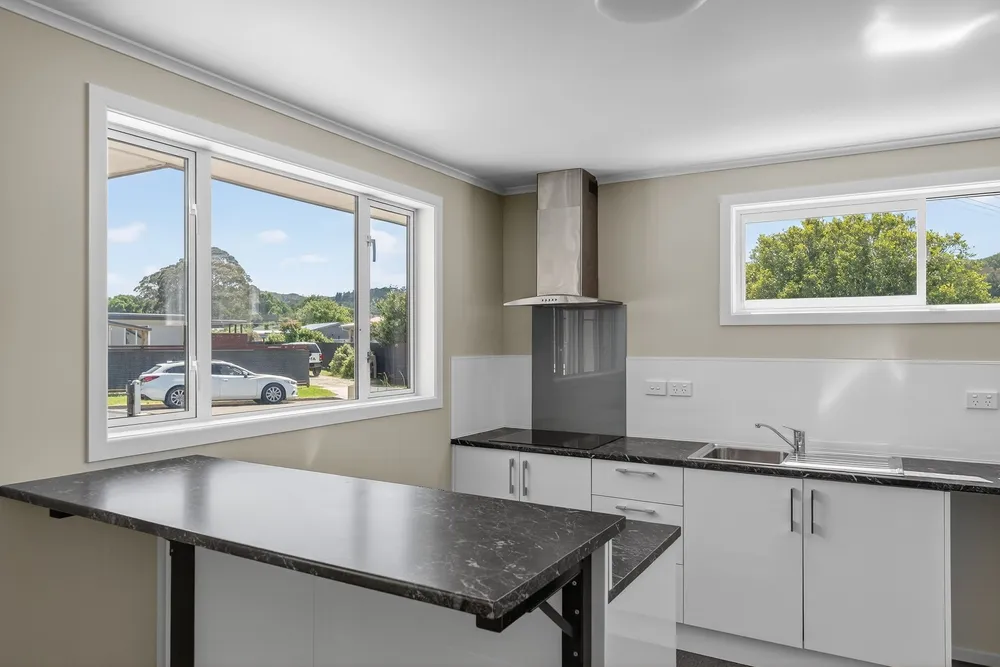 Photos of 11 Matthews Road