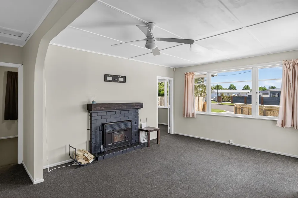 Photos of 11 Matthews Road