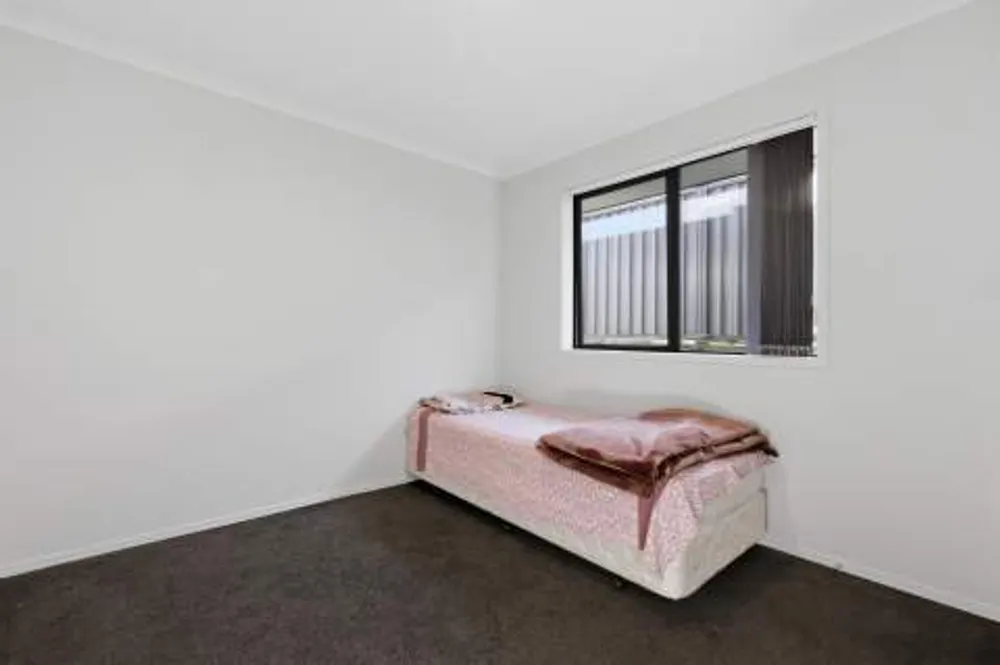 Photos of 12 Godwit Lane