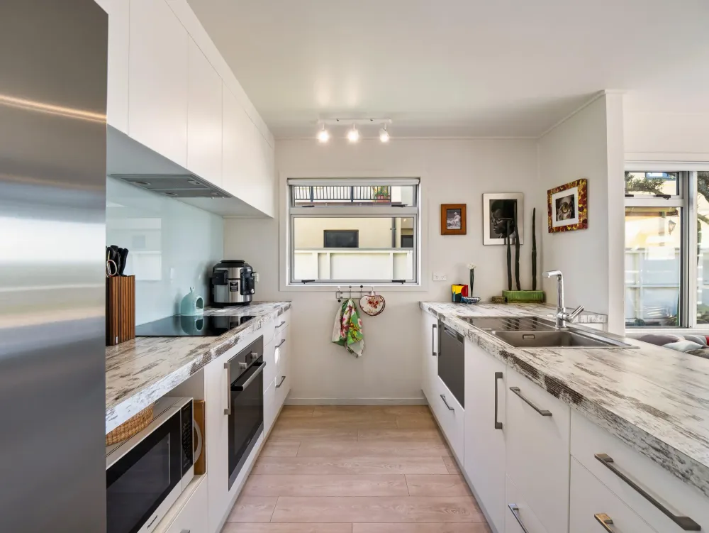 Photos of 373C Oceanbeach Road