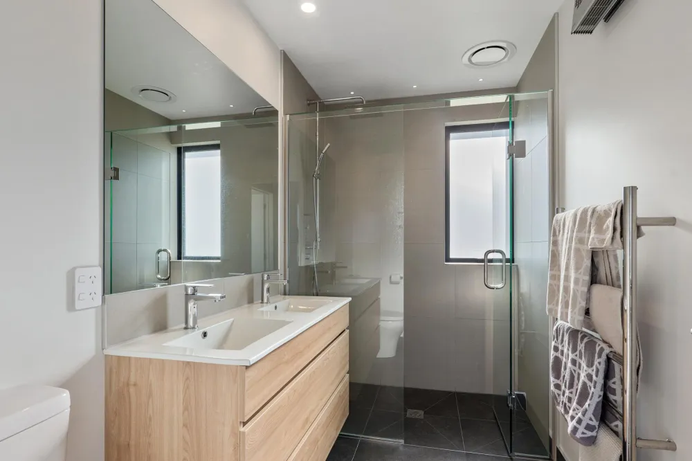 Photos of 37 Silver Peaks Drive