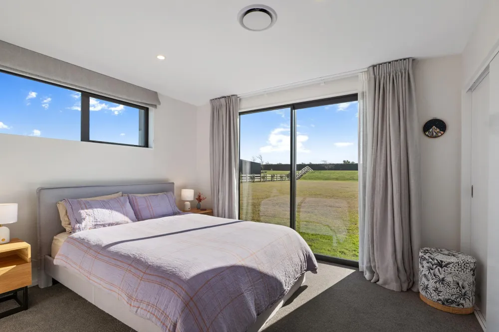 Photos of 37 Silver Peaks Drive