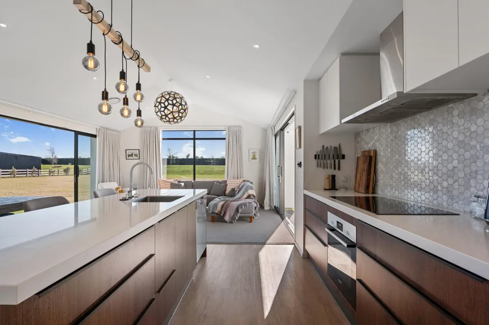 Photos of 37 Silver Peaks Drive