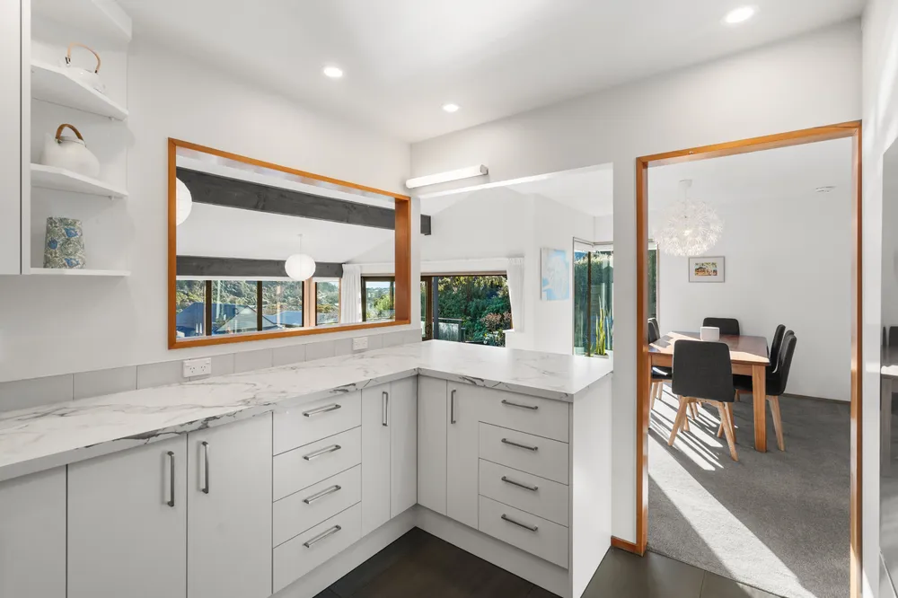 Photos of 136 Sumnervale Drive